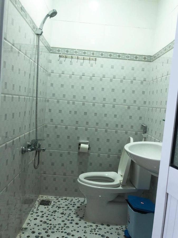 Nha Nghi Y Vy Bed and Breakfast Phu Quoc Buitenkant foto