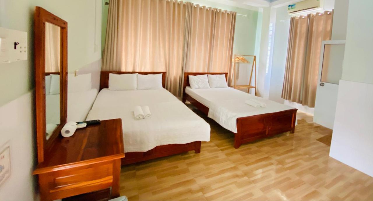 Nha Nghi Y Vy Bed and Breakfast Phu Quoc Buitenkant foto